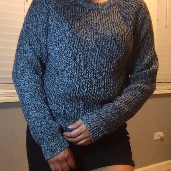 H&M Basic Sweater - Picture 2 of 8